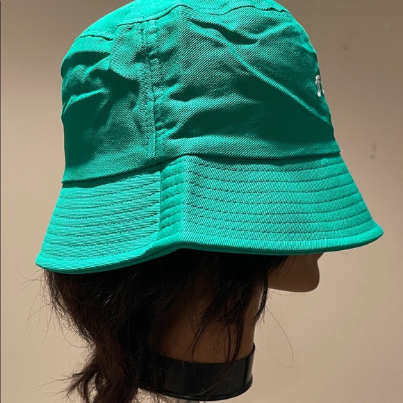 Fashion Nova Vibrant Green Statement Bucket Hat - Picture 5 of 8
